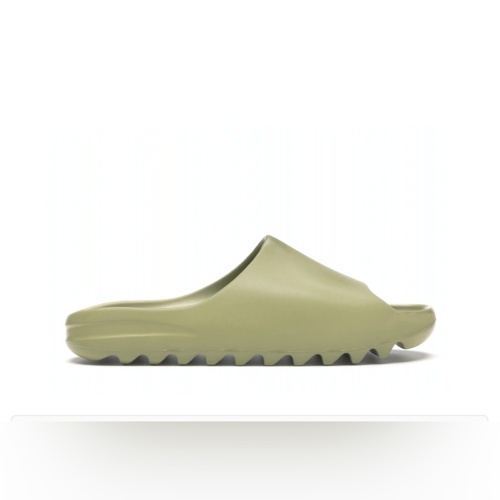 🔥🔥🔥 Hot Buy!!!! Yeezy Slides Resin Sz 7  (Men's)  NWT